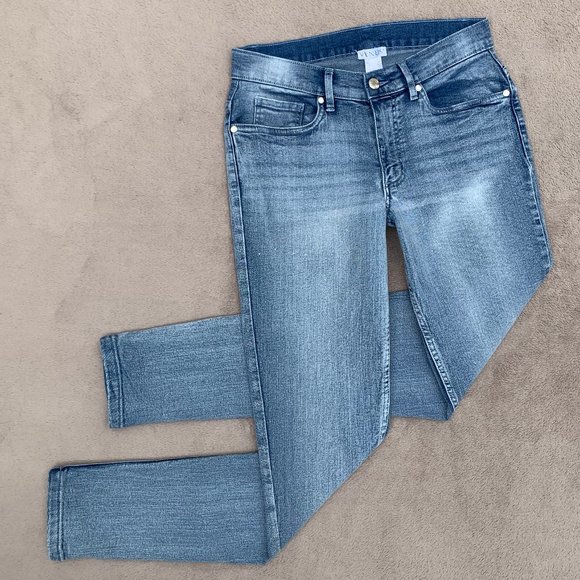 Venus Mid Rise Skinny Jeans Sz 6R - Picture 1 of 14